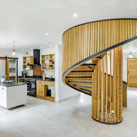 Lime Tree House - Uk49477 Bulmer